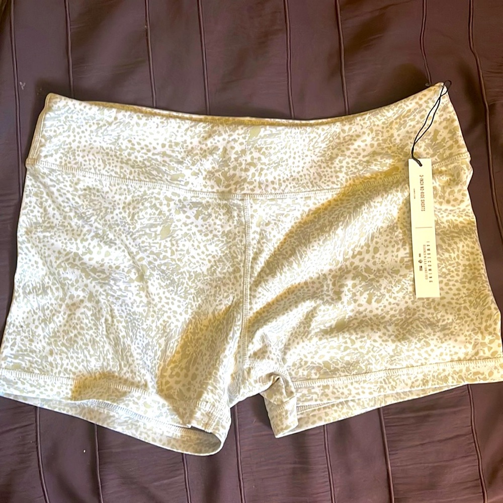 IAB 3in no ride shorts